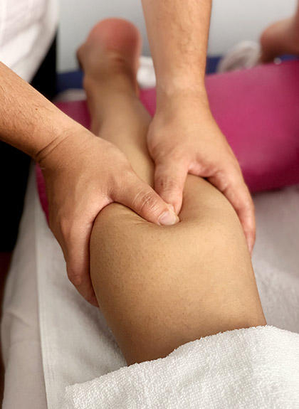 Masaje descontracturante en Santander